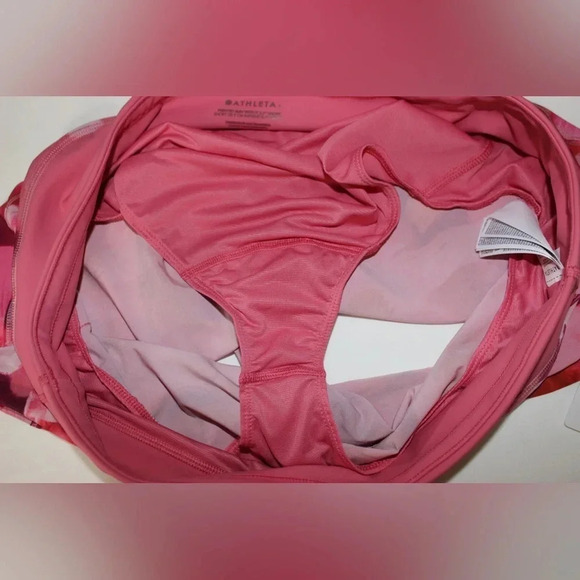 NWT Athleta Printer Run with It 3.5” Shorts Size XL - Picture 10 of 13